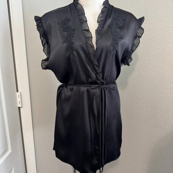 Intimo Donatella Robe Black Floral Ruffle Trim‎ Short Sleeve Lingerie Medium - Picture 9 of 9